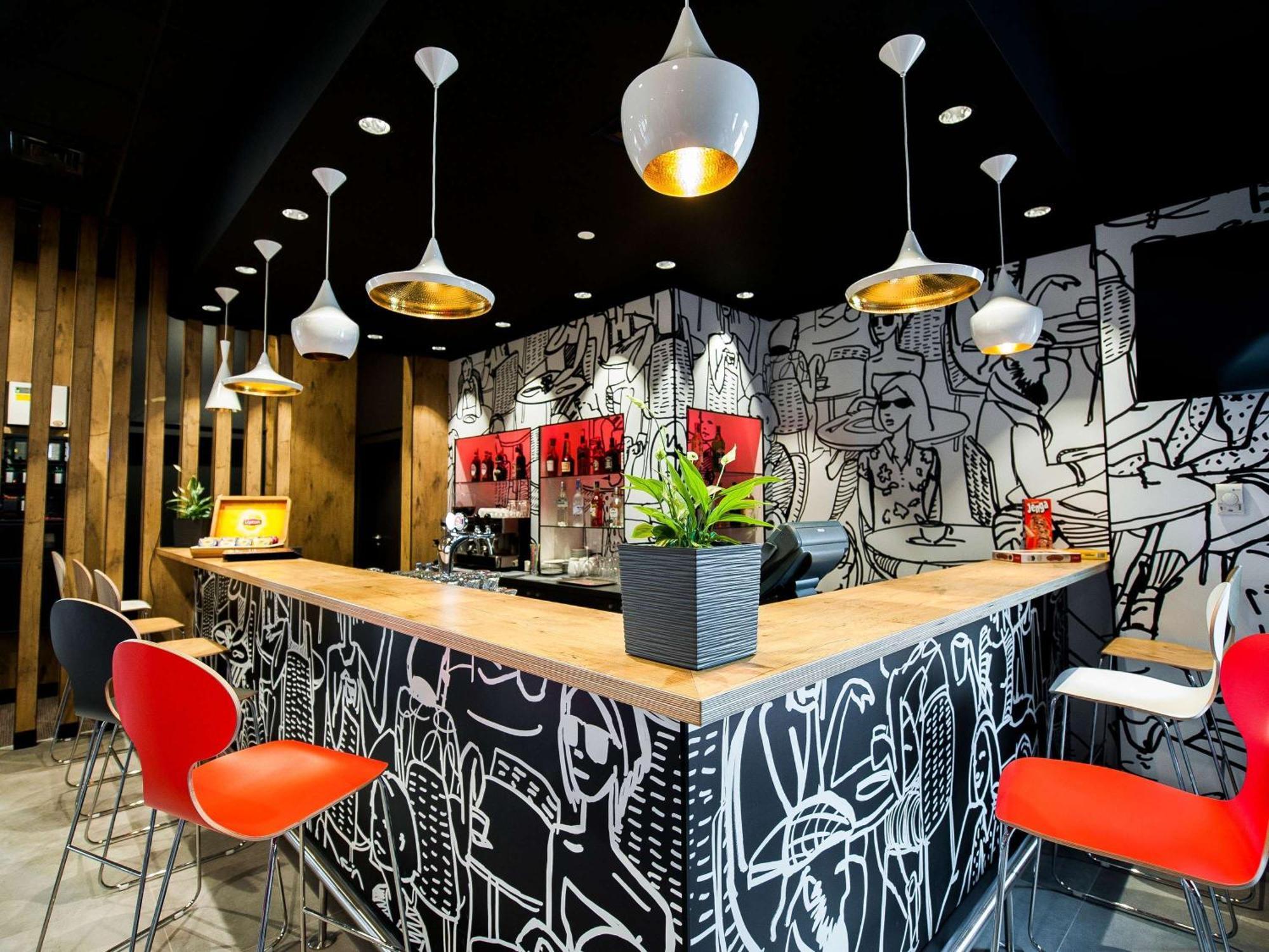 Ibis Poznan Polnoc Hotell Suchy Las Eksteriør bilde